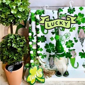 🍀 St. Patrick’s Day Gnome Decor 4pc Set